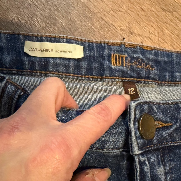 Kut from the Kloth Blue Straight Leg Katy boyfriend jeans size 12 - Picture 2 of 5